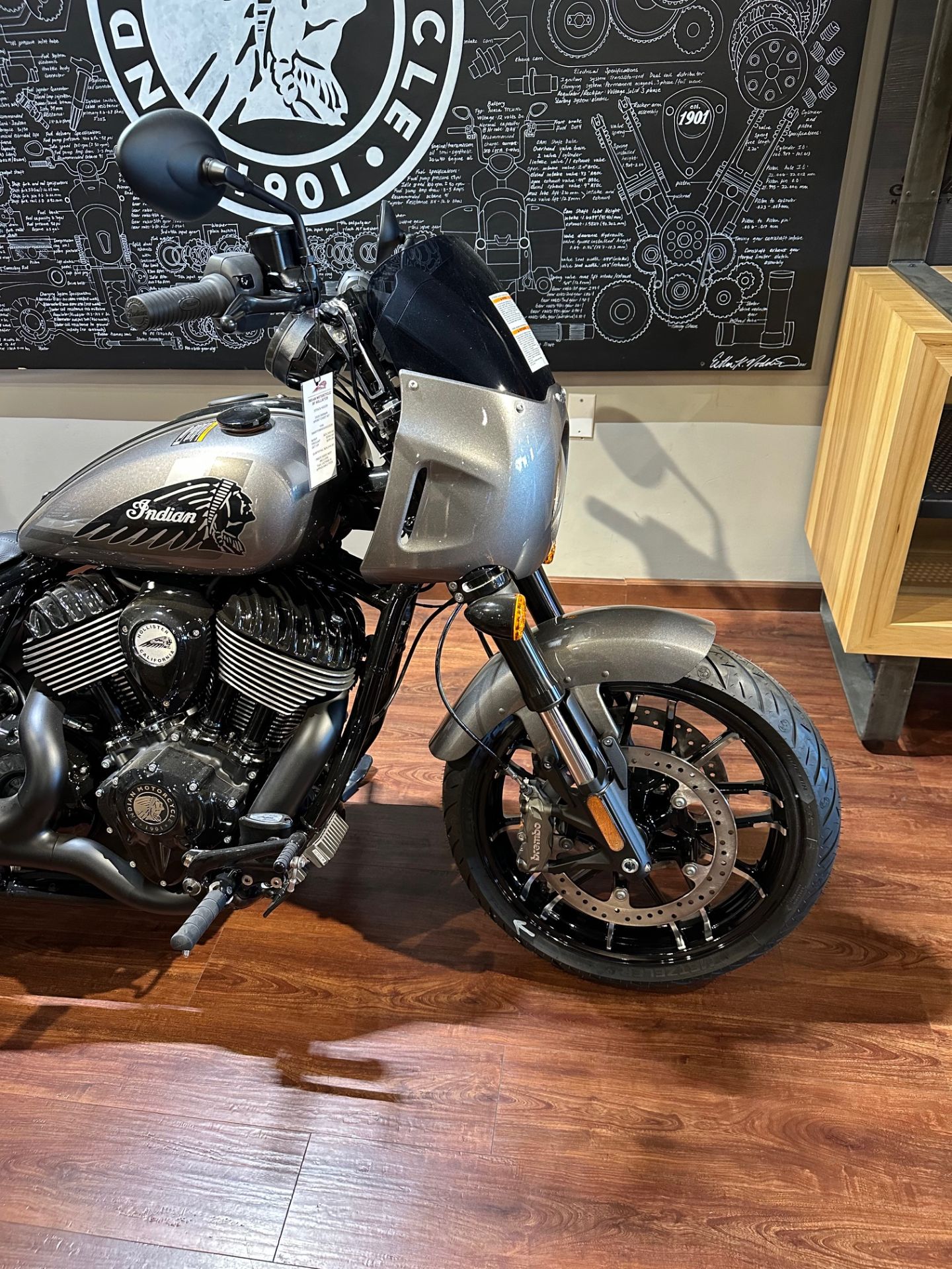 2025 Indian Motorcycle Sport Chief RT in Hollister, California - Photo 10