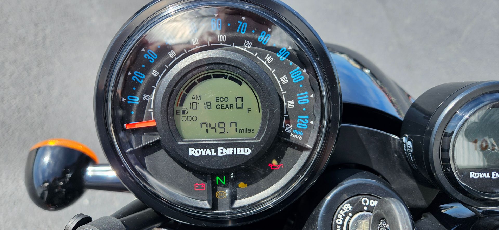 2024 Royal Enfield Shotgun 650 in Burlington, Washington - Photo 6