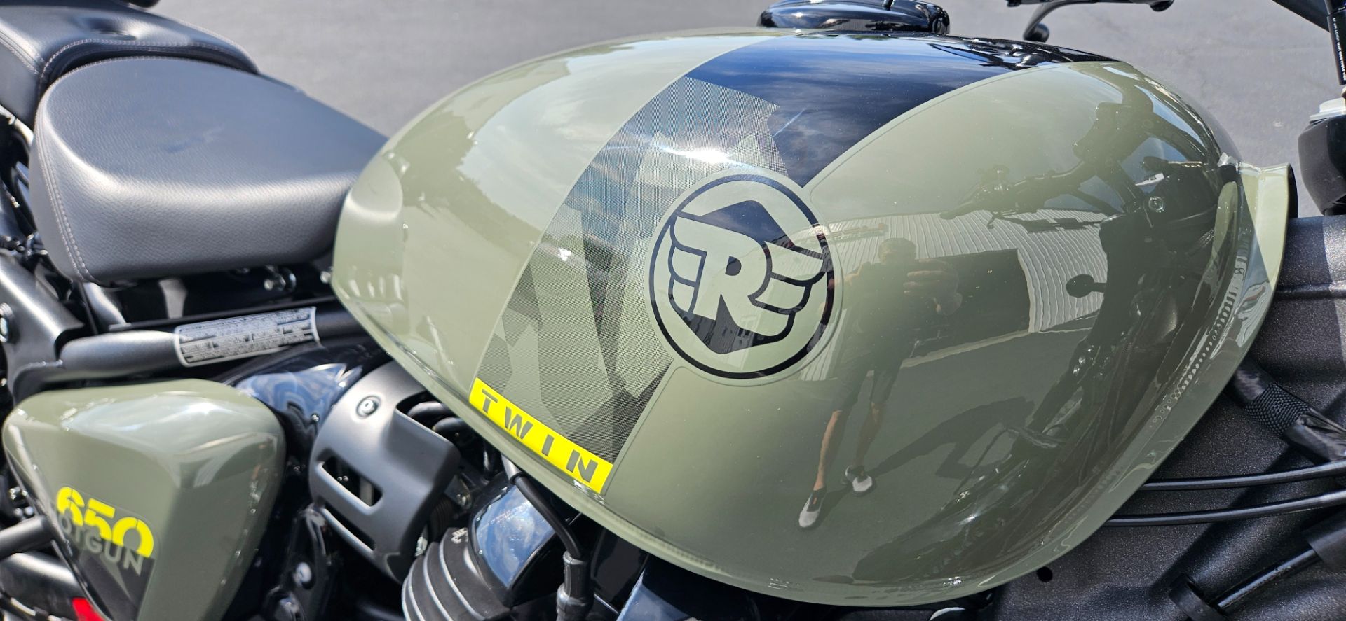 2024 Royal Enfield Shotgun 650 in Burlington, Washington - Photo 11