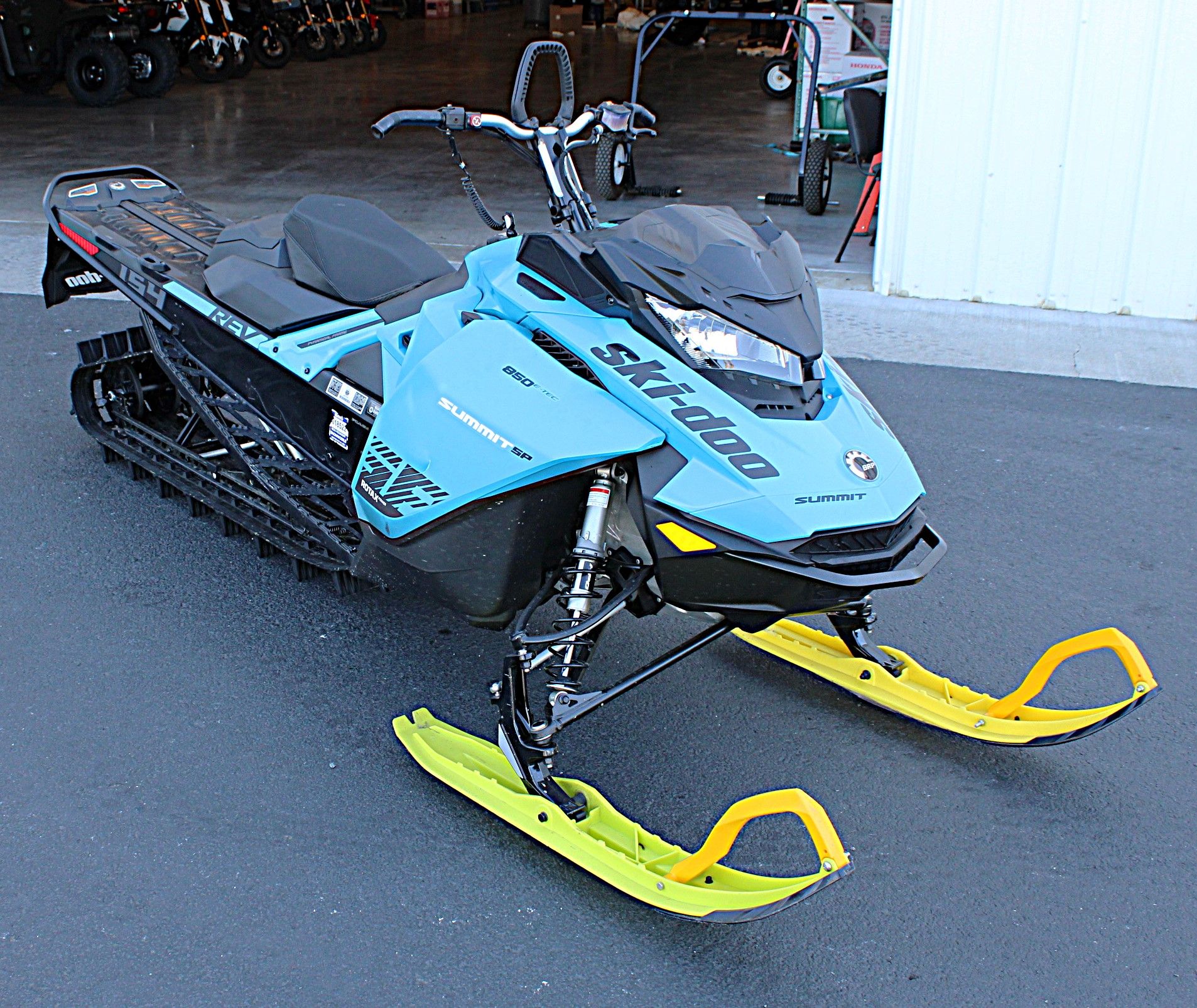 2020 Ski-Doo Summit SP 154 850 E-TEC SHOT PowderMax Light 3.0 w/ FlexEdge in Burlington, Washington - Photo 8
