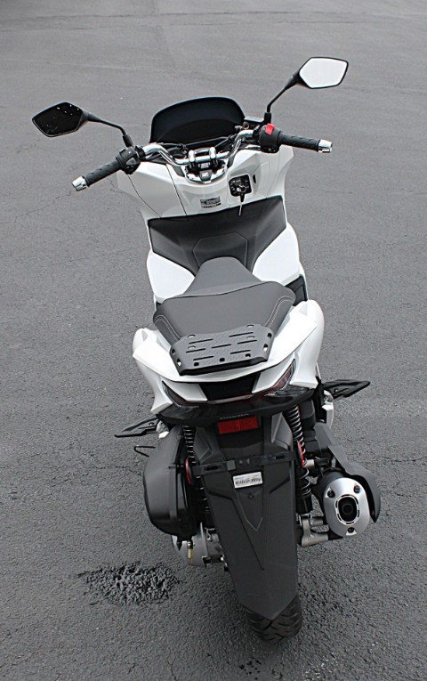 2021 Honda PCX150 ABS in Burlington, Washington - Photo 5