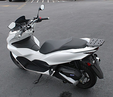 2021 Honda PCX150 ABS in Burlington, Washington - Photo 4