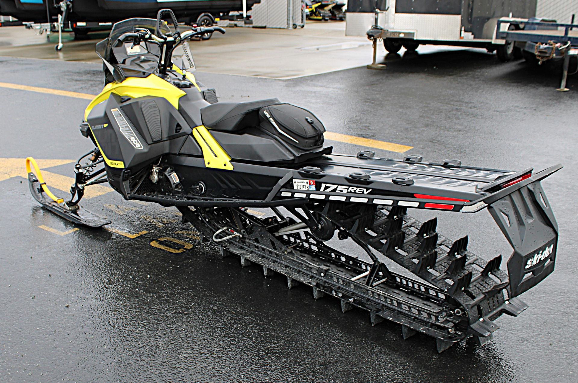 2018 Ski-Doo Summit SP 175 850 E-TEC SS in Burlington, Washington - Photo 5