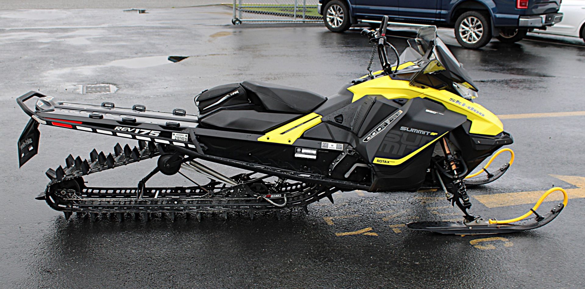 2018 Ski-Doo Summit SP 175 850 E-TEC SS in Burlington, Washington - Photo 8