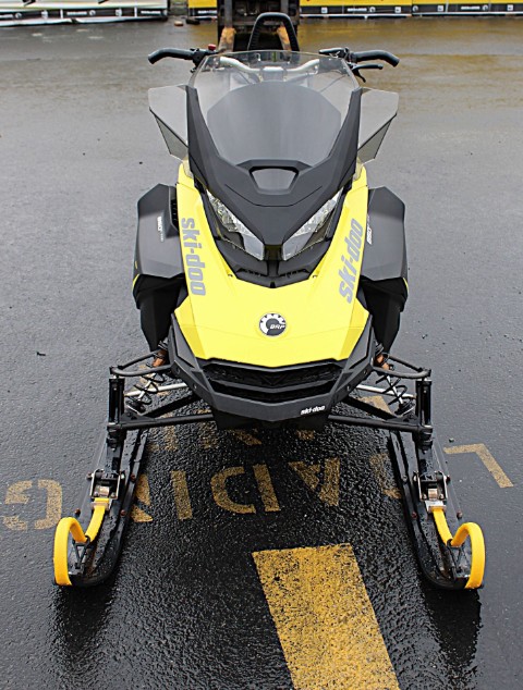 2018 Ski-Doo Summit SP 175 850 E-TEC SS in Burlington, Washington - Photo 9