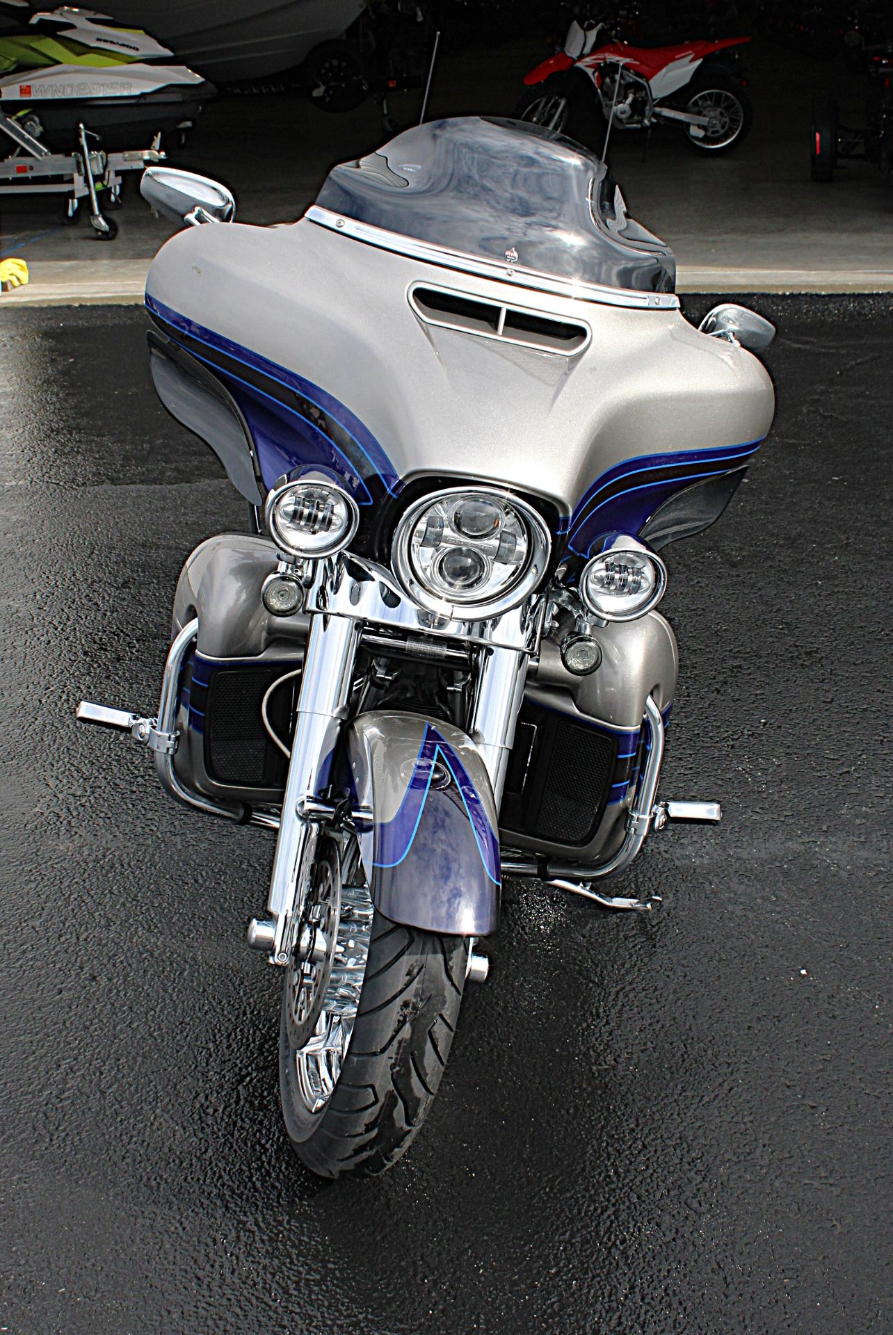 2017 Harley-Davidson CVO™ Limited in Burlington, Washington - Photo 2