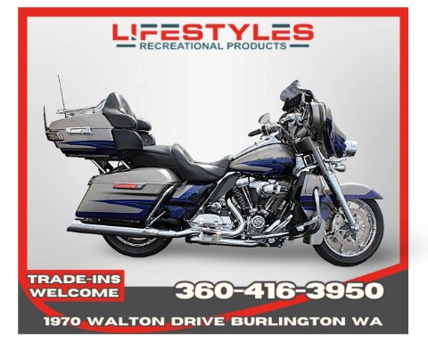 2017 Harley-Davidson CVO™ Limited in Burlington, Washington - Photo 1