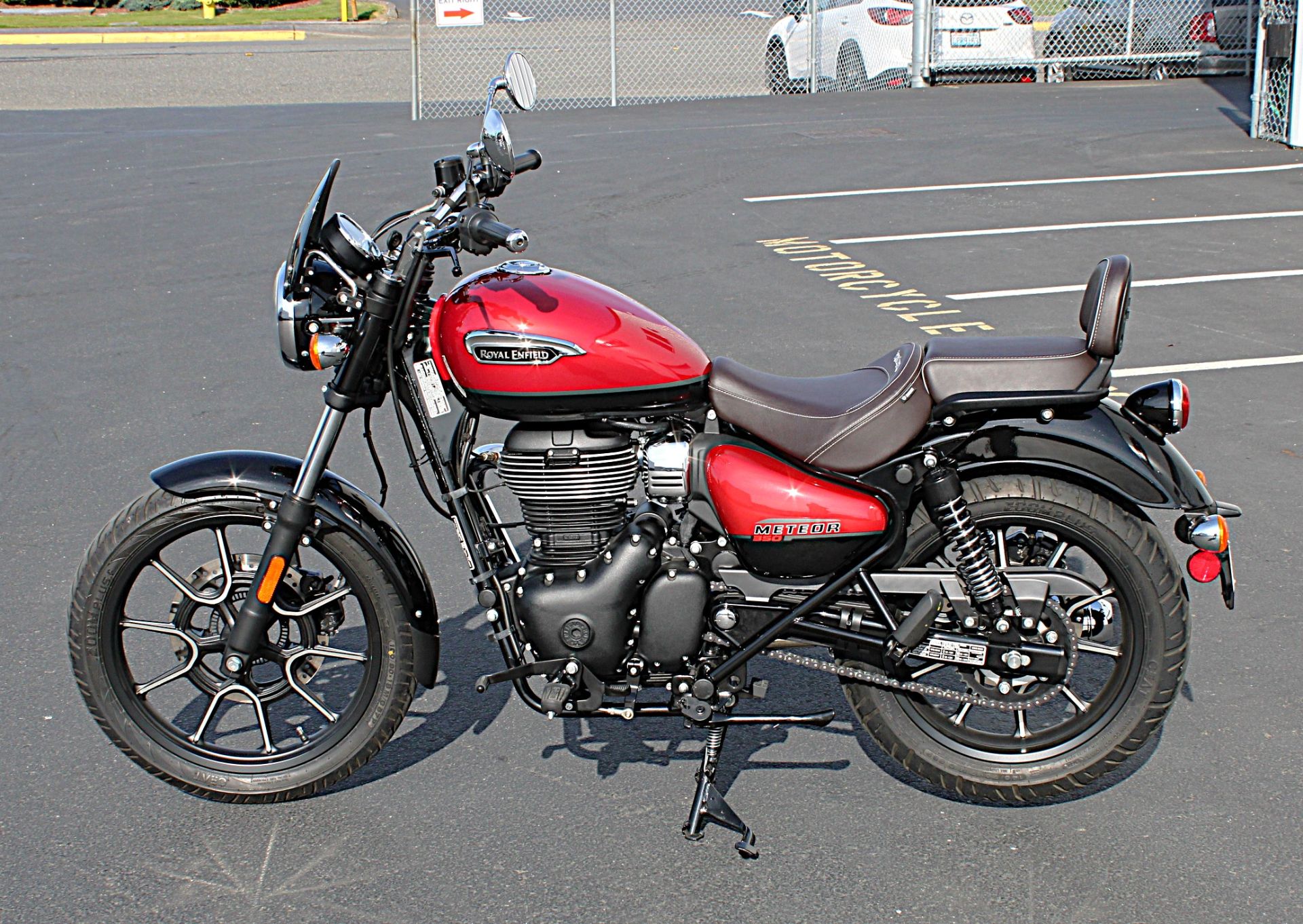 2023 Royal Enfield Meteor 350 in Burlington, Washington - Photo 7