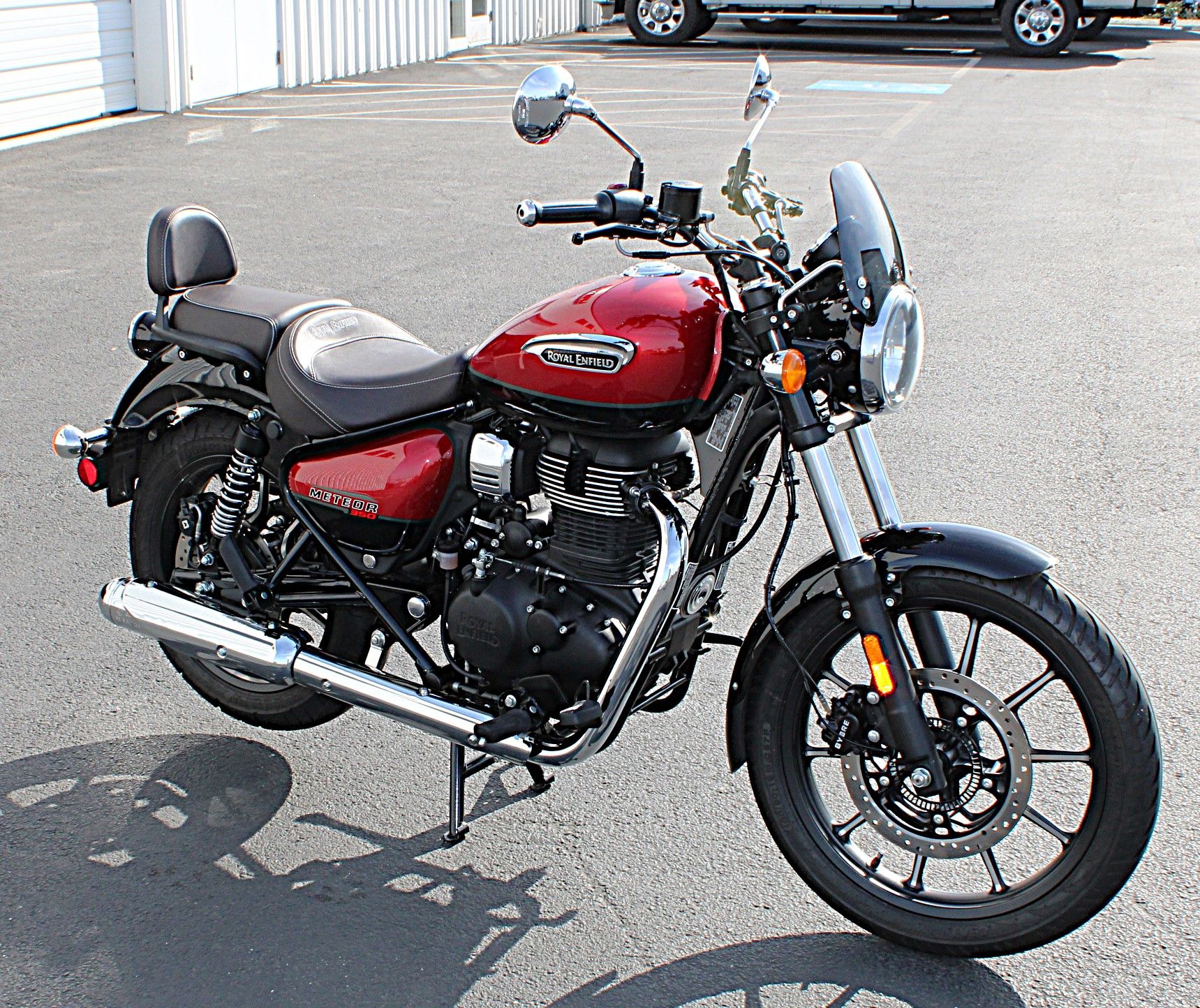 2023 Royal Enfield Meteor 350 in Burlington, Washington - Photo 8