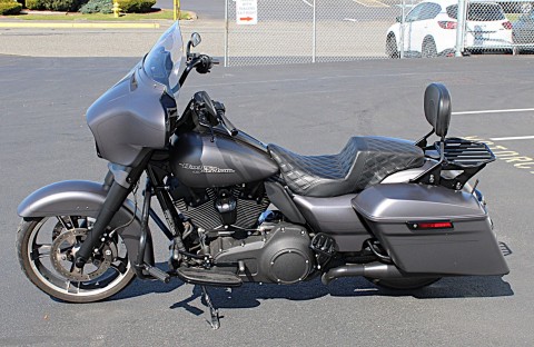 2016 Harley-Davidson Street Glide® Special in Burlington, Washington - Photo 5