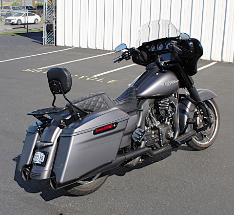 2016 Harley-Davidson Street Glide® Special in Burlington, Washington - Photo 8
