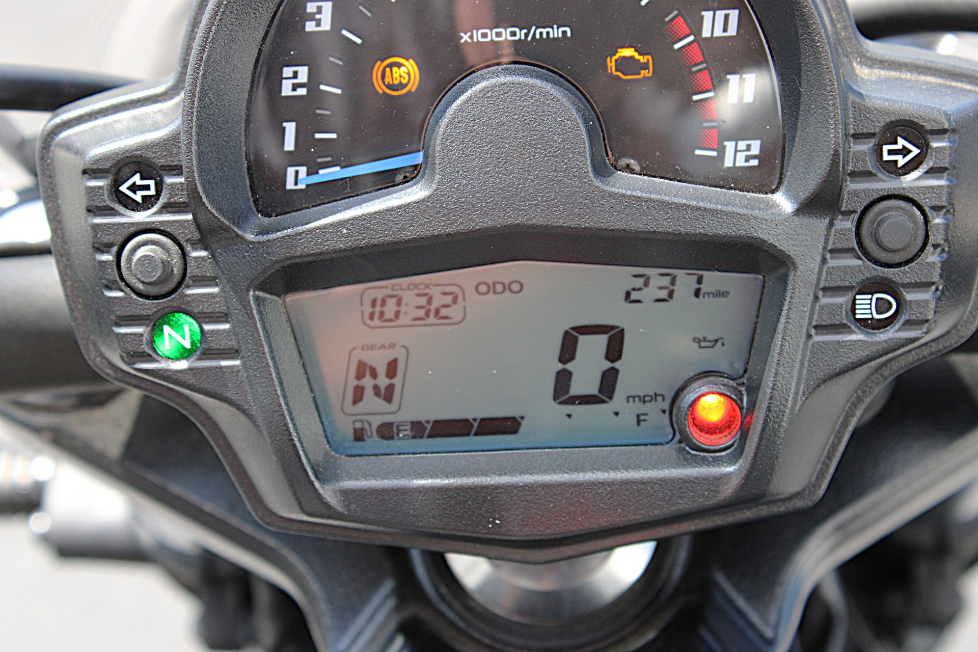 2025 Kawasaki Vulcan® S ABS in Burlington, Washington - Photo 8