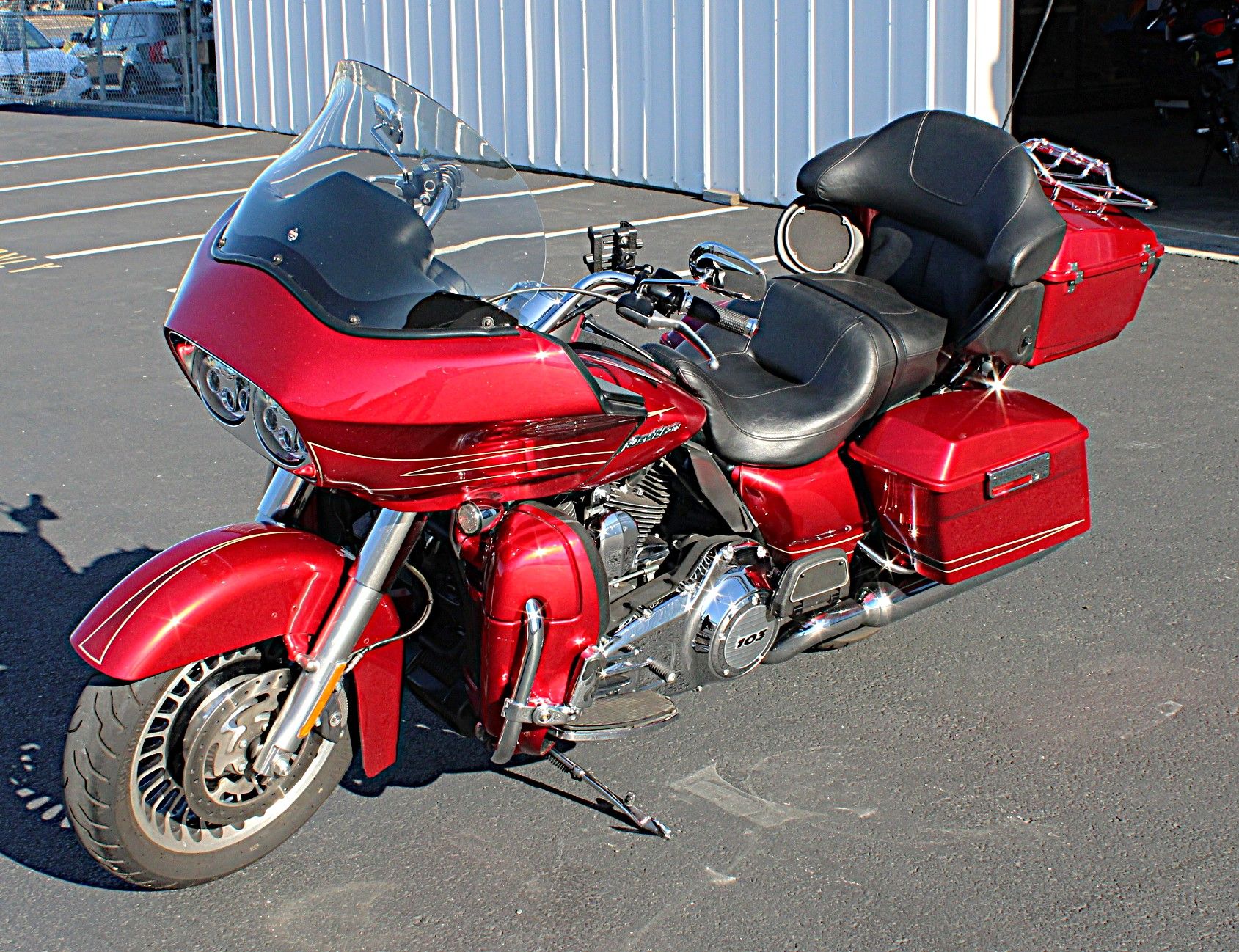 2013 Harley-Davidson Road Glide® Ultra in Burlington, Washington - Photo 4