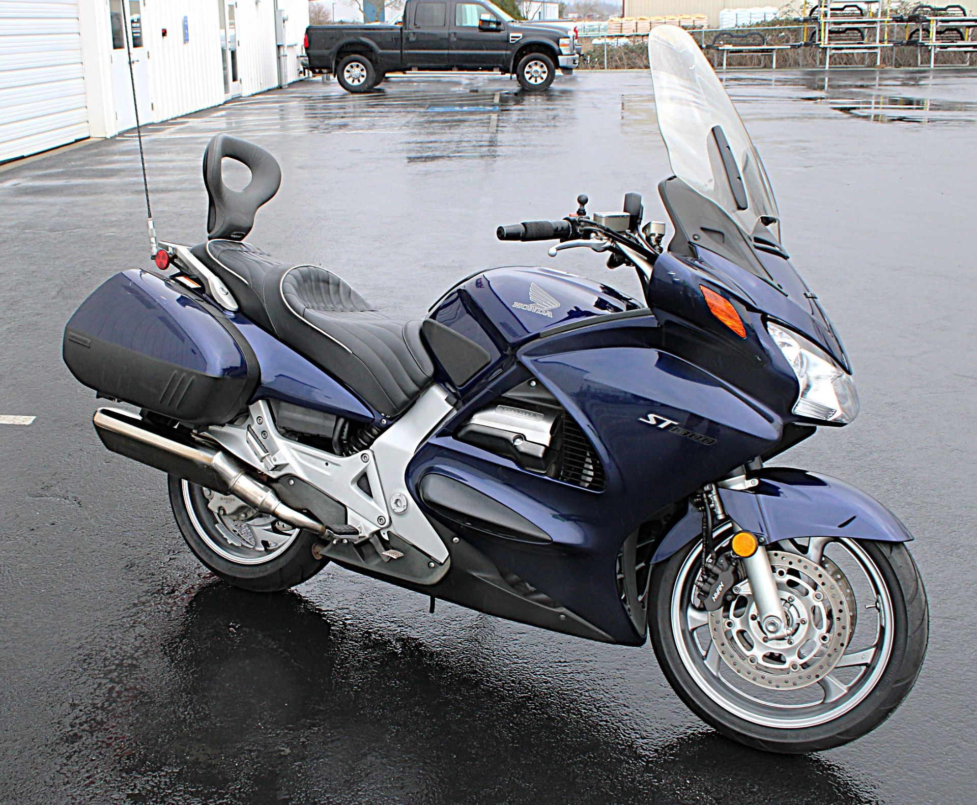 2004 Honda ST1300 in Burlington, Washington - Photo 3