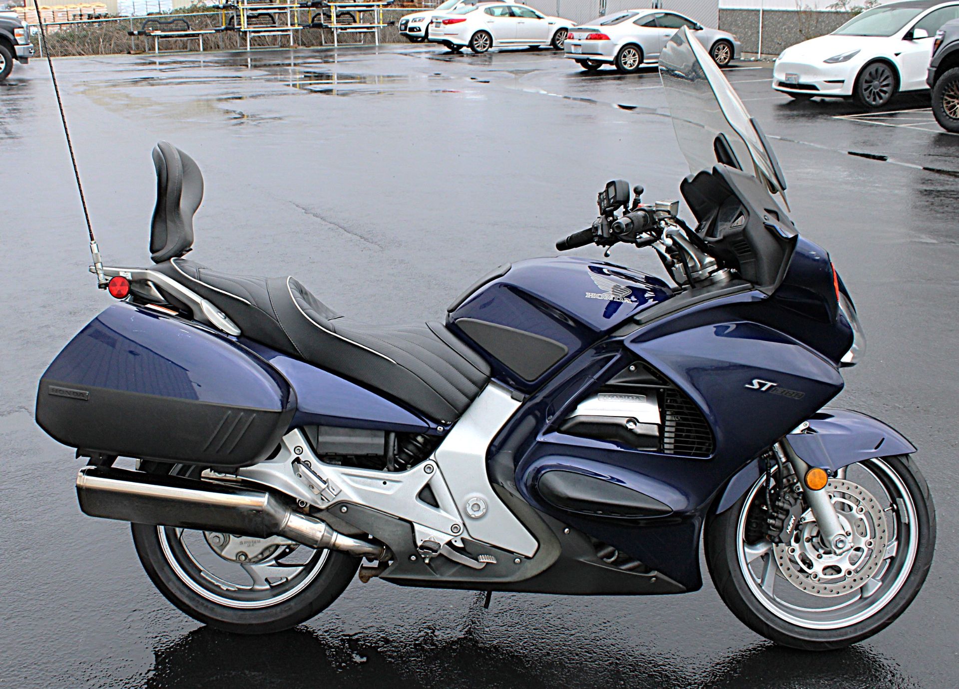2004 Honda ST1300 in Burlington, Washington - Photo 4