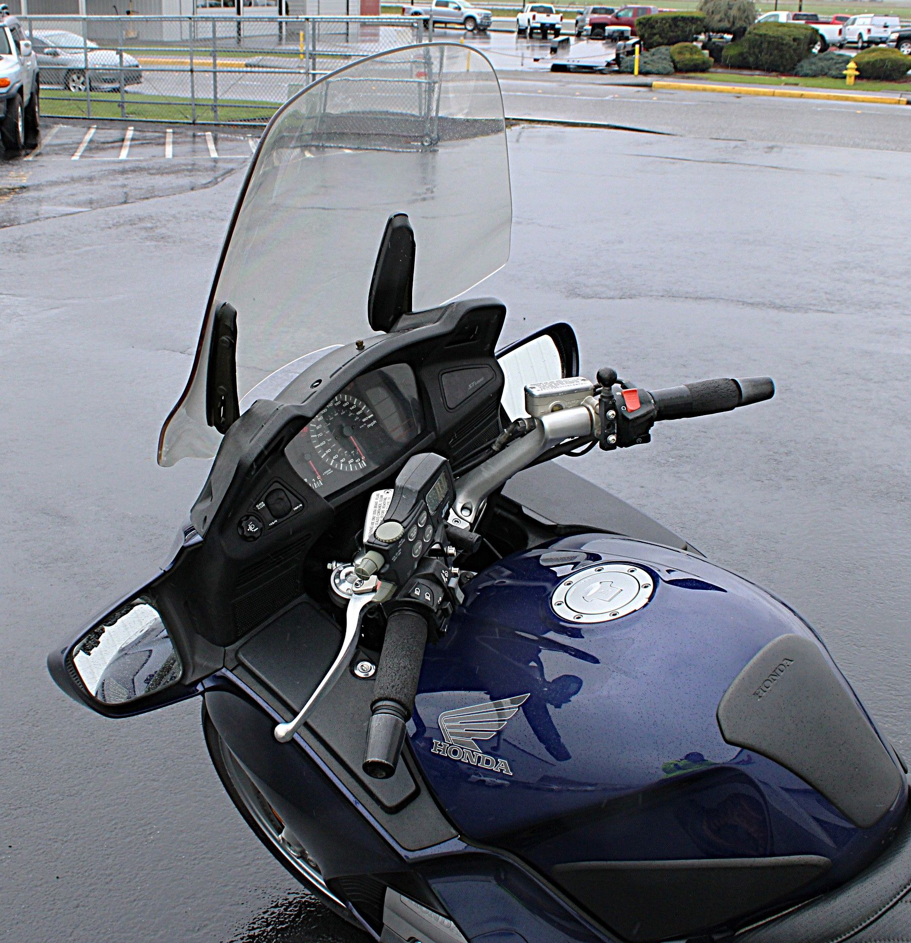 2004 Honda ST1300 in Burlington, Washington - Photo 5