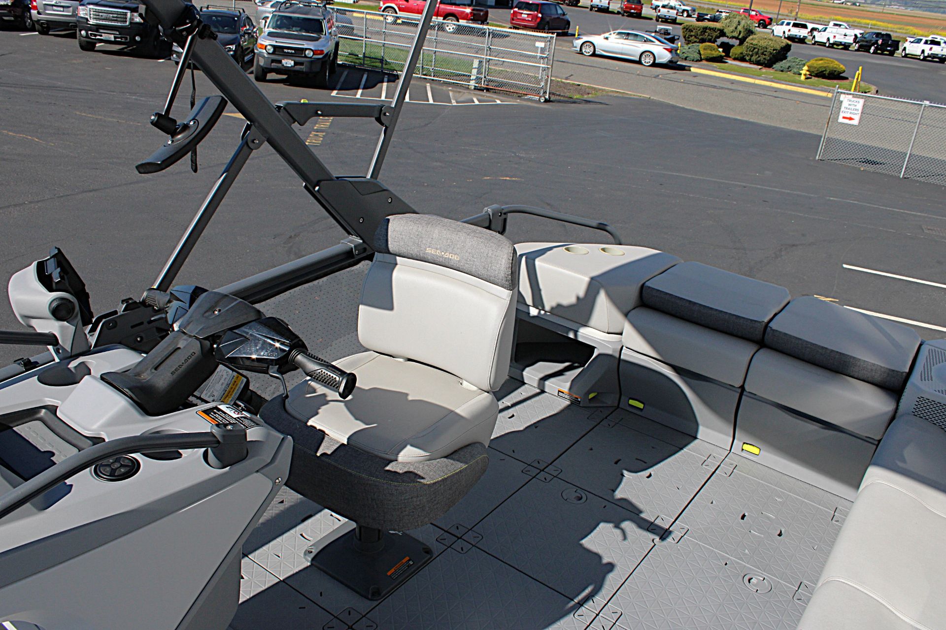 2023 Sea-Doo Switch Cruise 21 - 230 HP in Burlington, Washington - Photo 9
