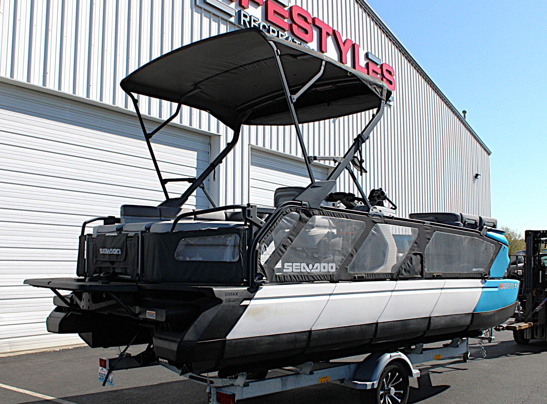 2023 Sea-Doo Switch Cruise 21 - 230 HP in Burlington, Washington - Photo 18
