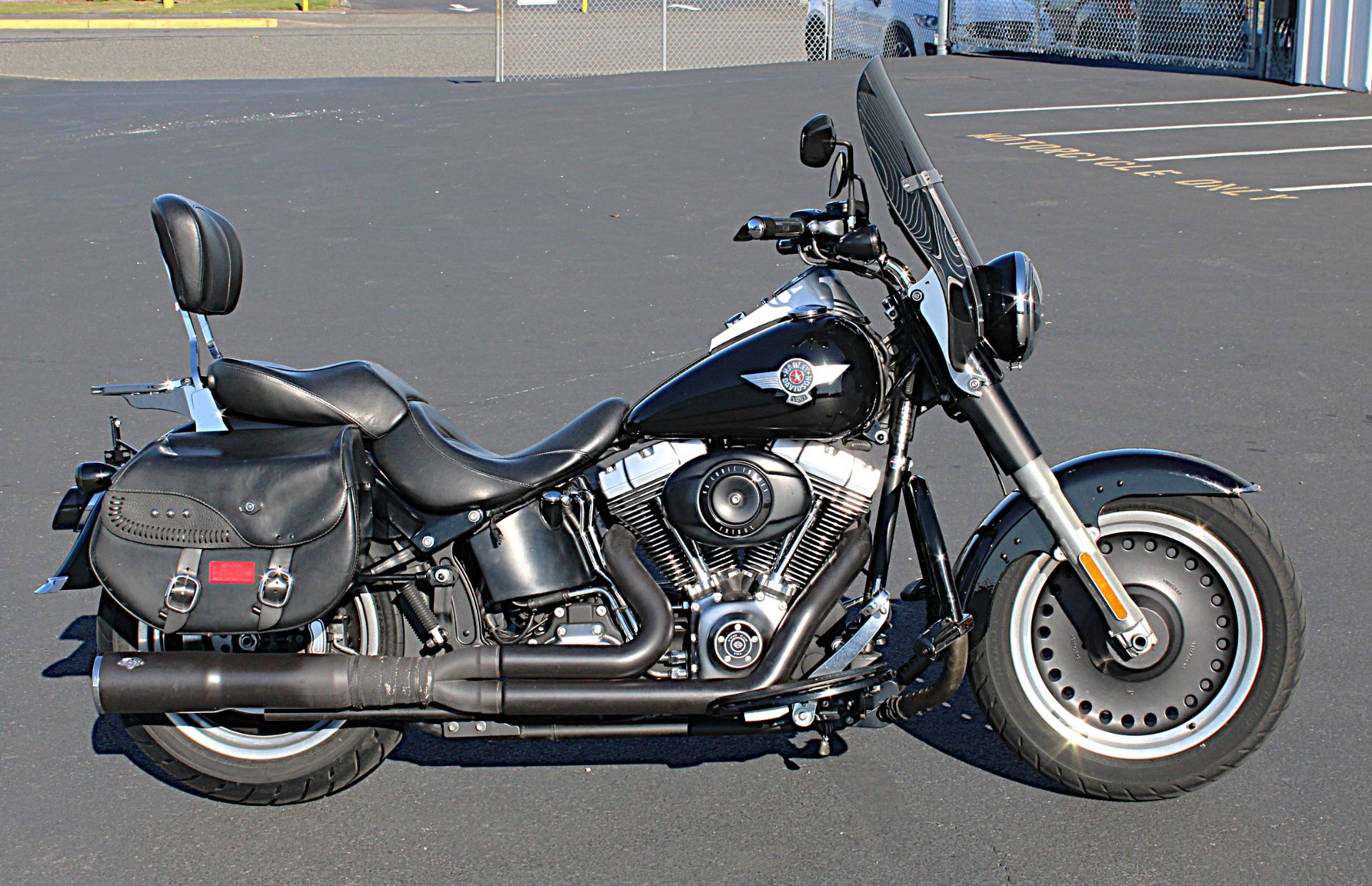 2010 Harley-Davidson Softail® Fat Boy® Lo in Burlington, Washington - Photo 5