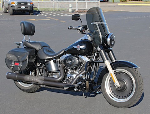 2010 Harley-Davidson Softail® Fat Boy® Lo in Burlington, Washington - Photo 6