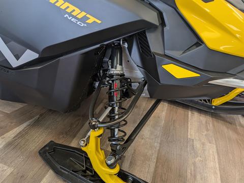 2026 Ski-Doo Summit NEO+ 600 EFI ES Hurricane 1.75 w/ FlexEdge HAC