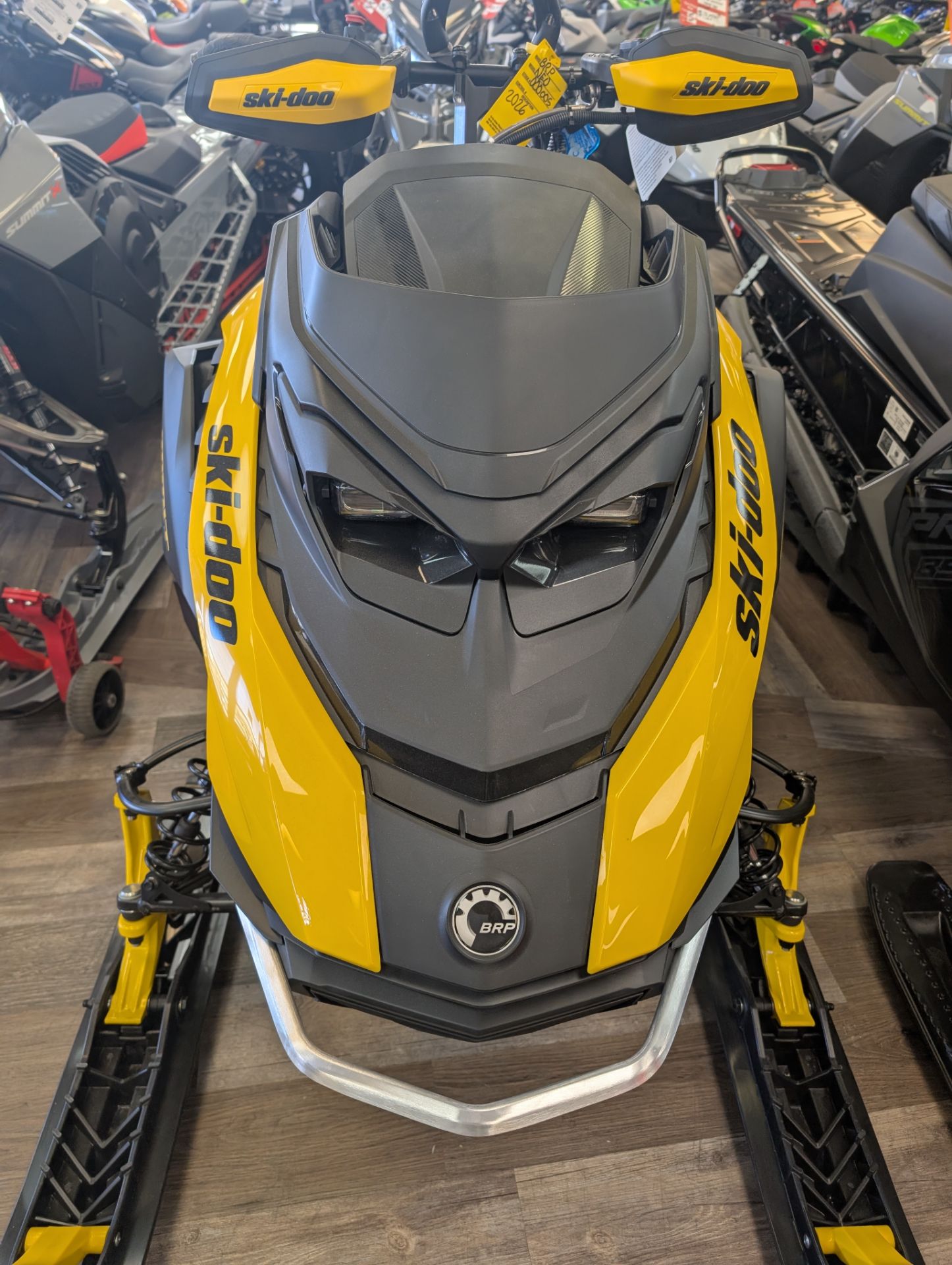 2026 Ski-Doo Summit NEO+ 600 EFI ES Hurricane 1.75 w/ FlexEdge  12