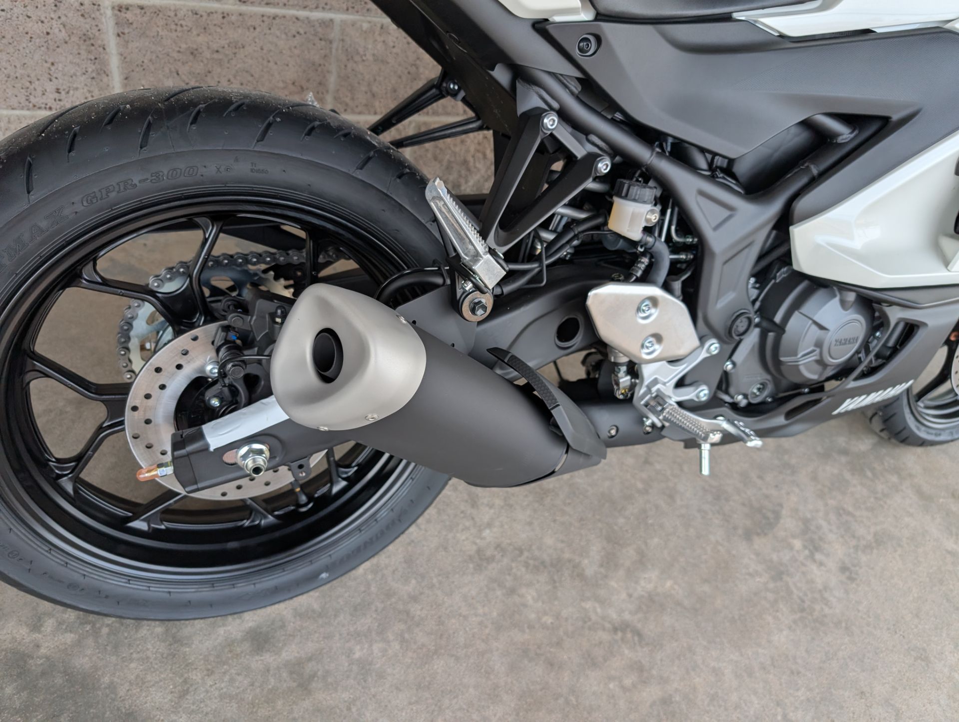 2026 Yamaha YZF-R3 7