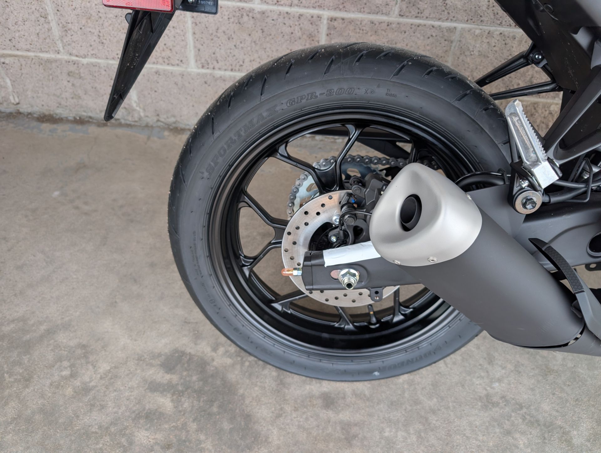 2026 Yamaha YZF-R3 9
