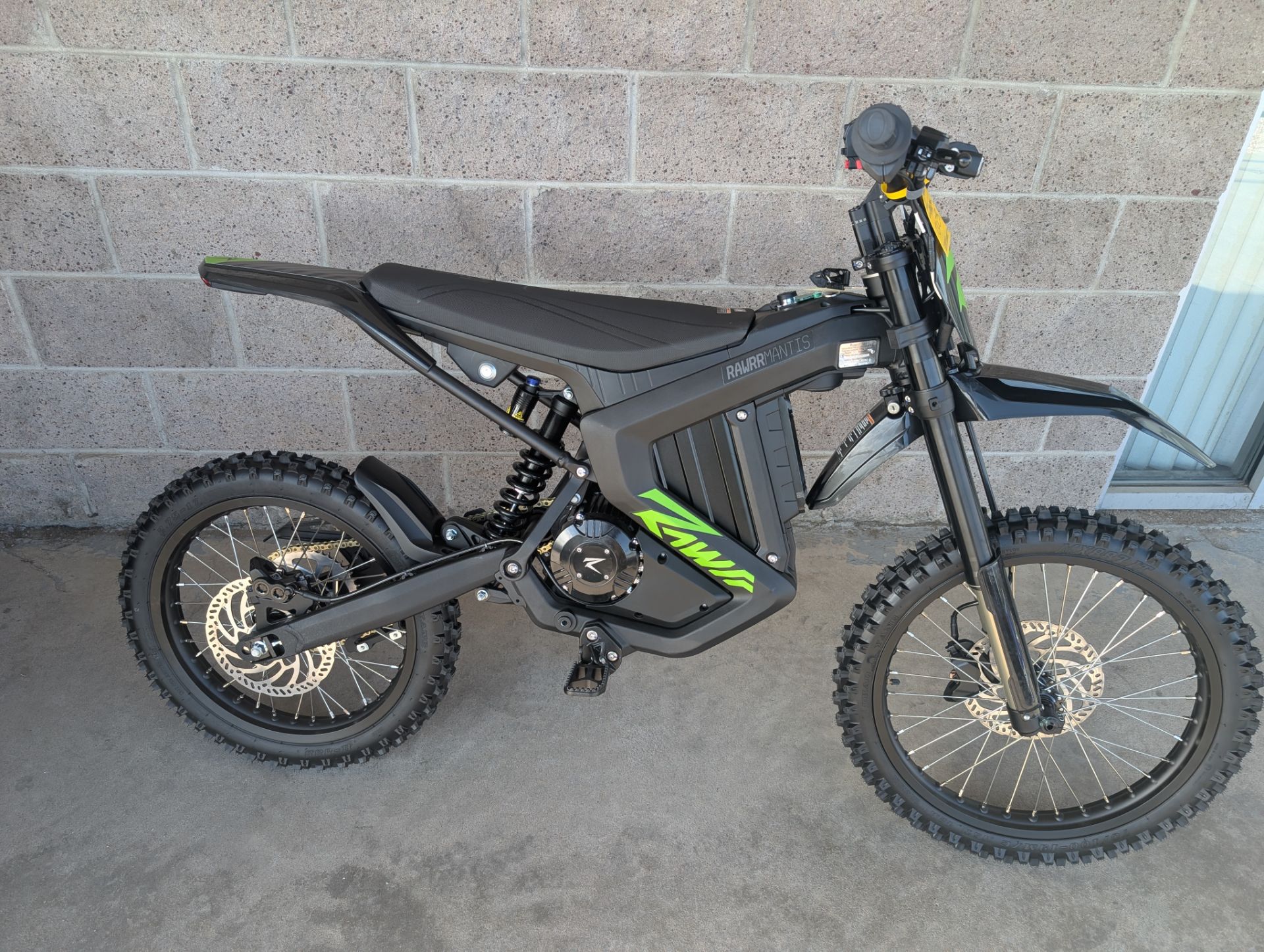 2025 Rawrr Inc Mantis X PRO Motorcycles Denver Colorado E0361