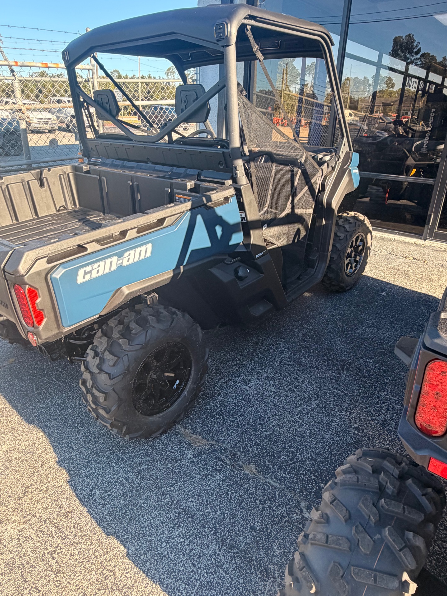2026 Can-Am™ Defender XT HD9 5