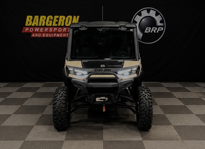 2026 Can-Am™ Defender MAX Limited HD11 2