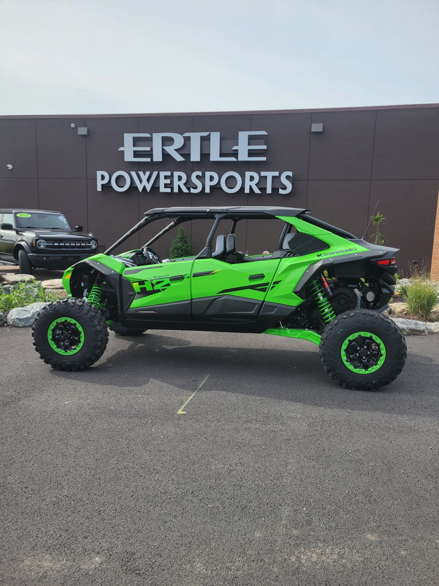 2026 Kawasaki Teryx®5 H2 Deluxe eS 1