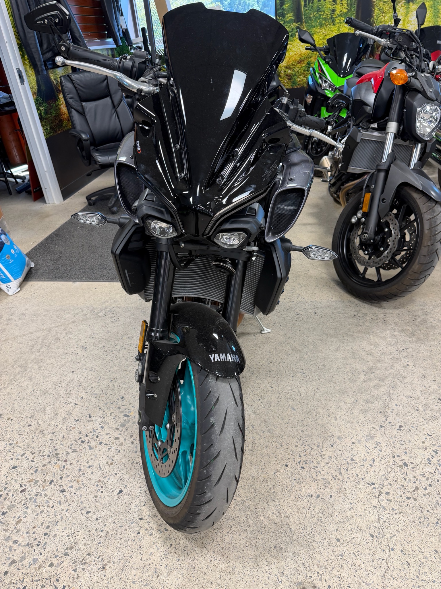 2024 Yamaha MT-10 3