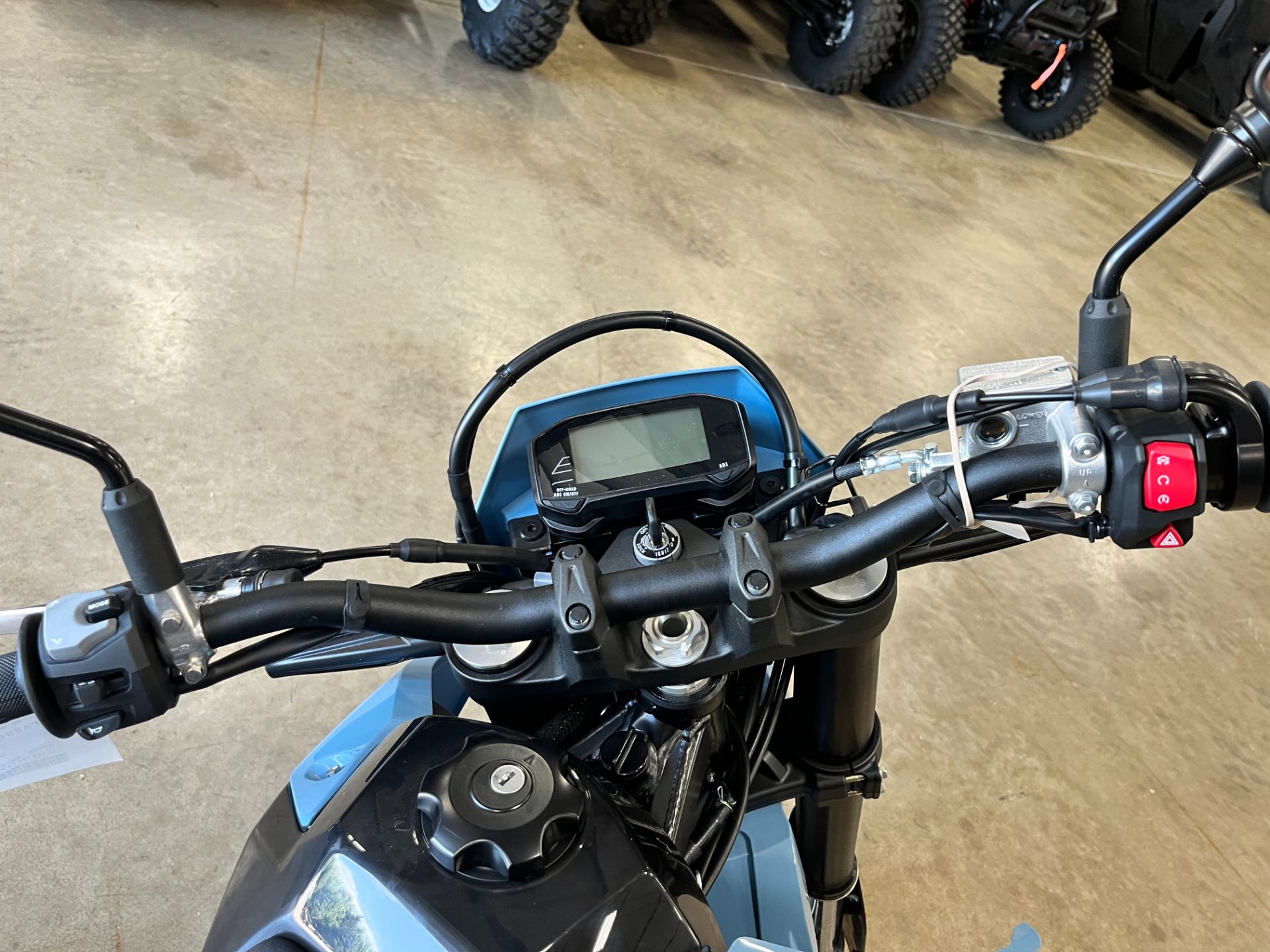 2025 Suzuki DR-Z4SM 5