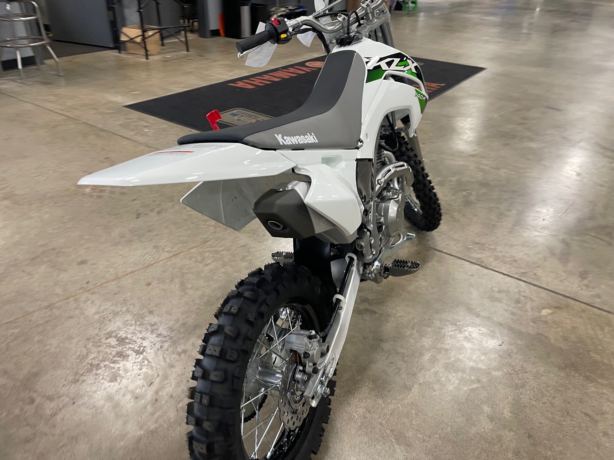 2026 Kawasaki KLX®140R 4