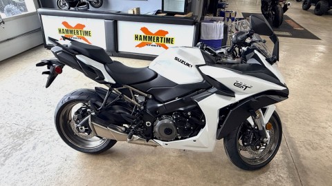 2026 Suzuki GSX-S1000GT+
