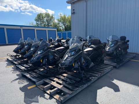 2024 Polaris 650 Indy Adventure 137 ES