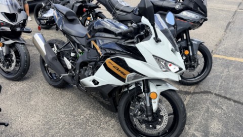 2026 Kawasaki Ninja ZX-4RR ABS