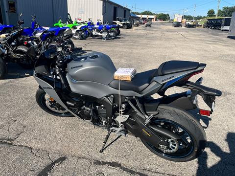 New 2025 Kawasaki Ninja ZX-6R, Belvidere IL | Specs, Price, Photos