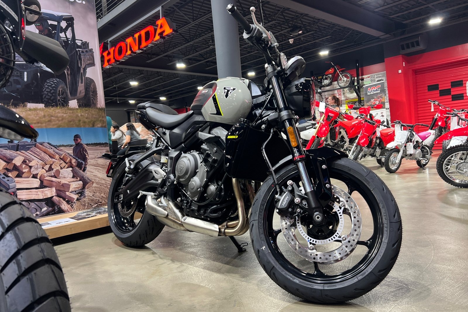 2026 Triumph Trident 660 3
