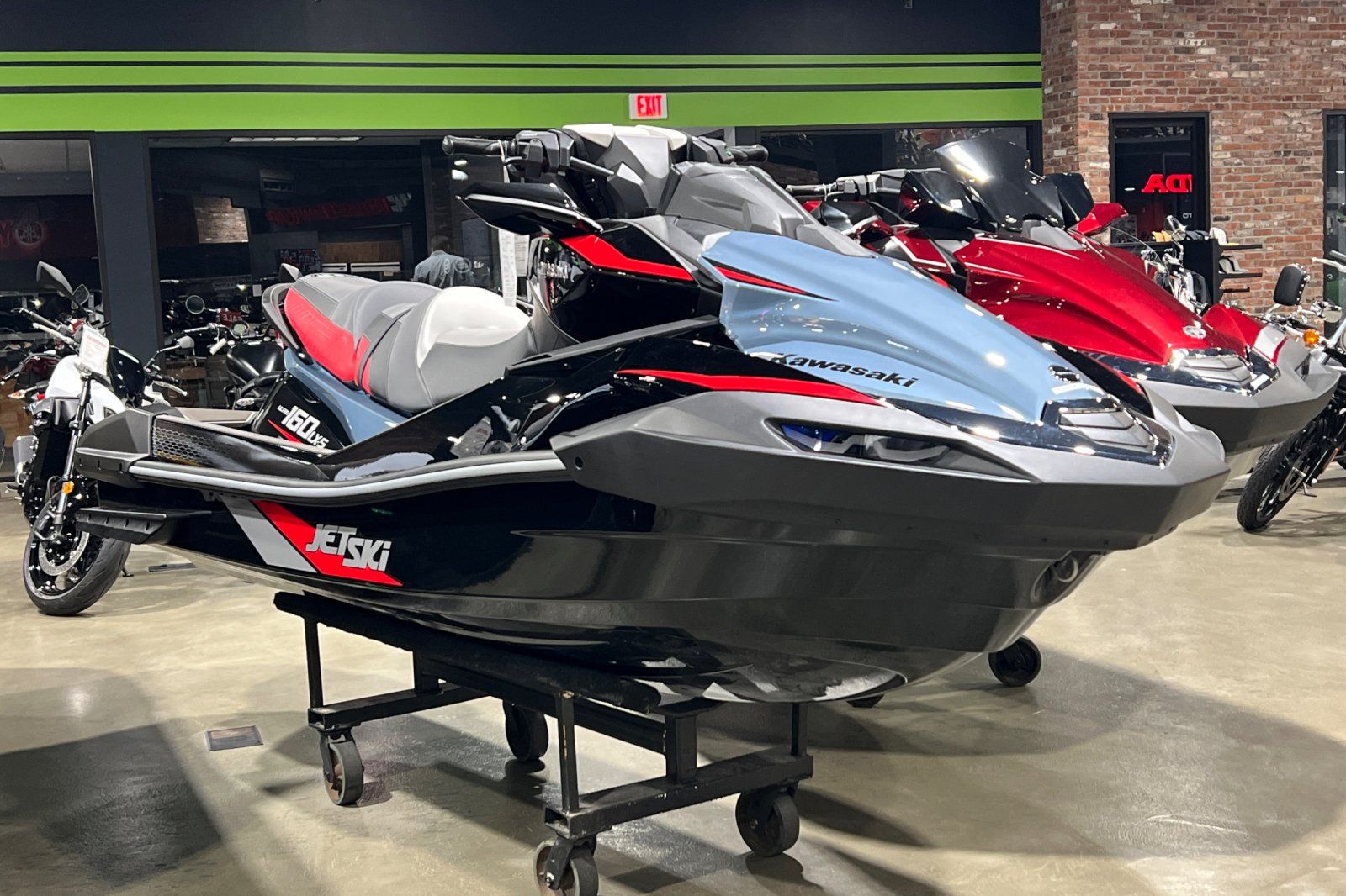 2026 Kawasaki Jet Ski® Ultra® 160LX-S 3