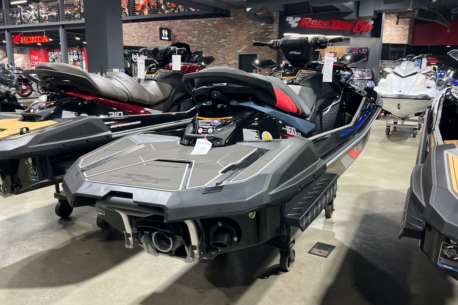2026 Kawasaki Jet Ski® Ultra® 160LX-S 6