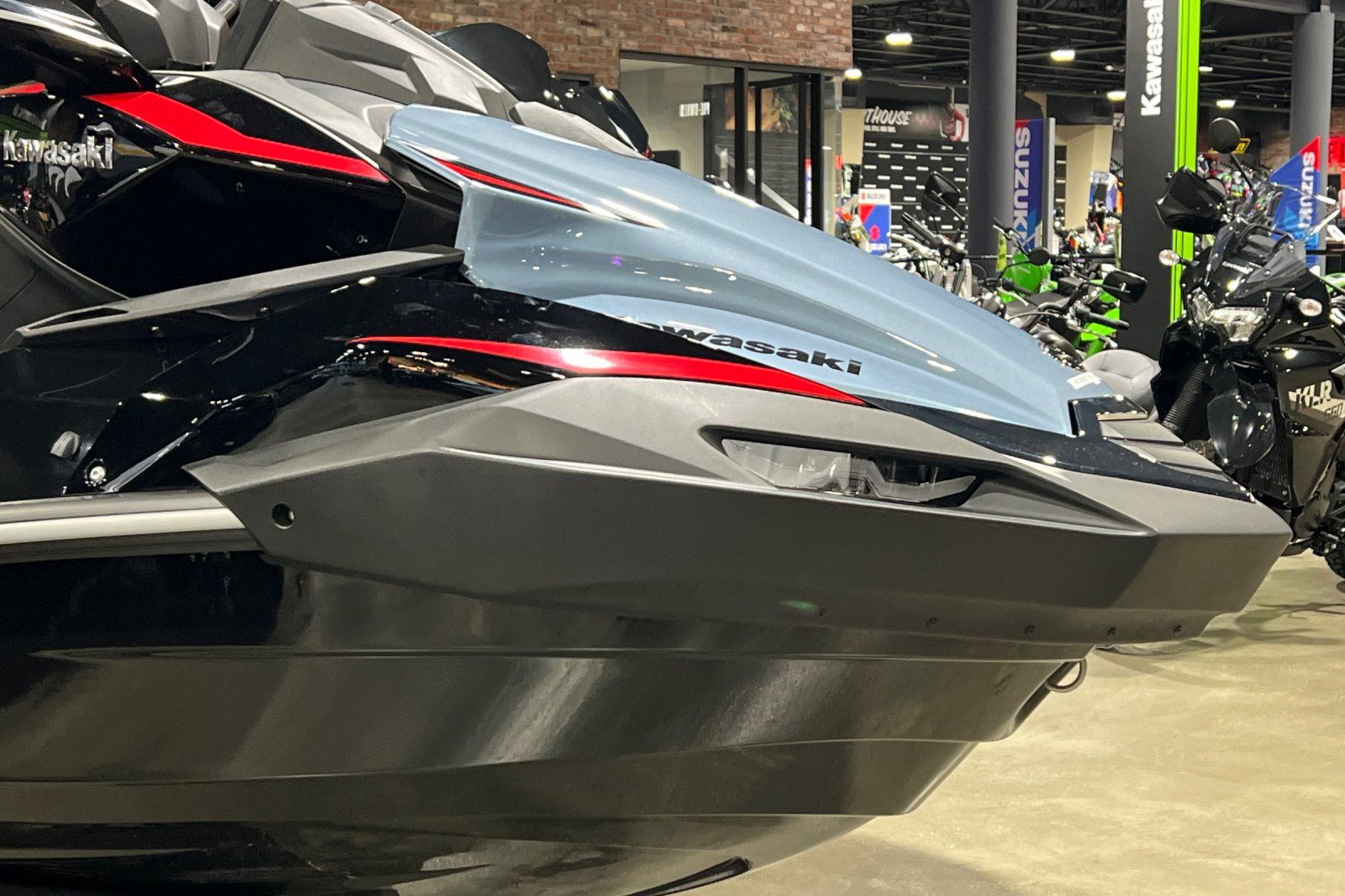 2026 Kawasaki Jet Ski® Ultra® 160LX-S 9