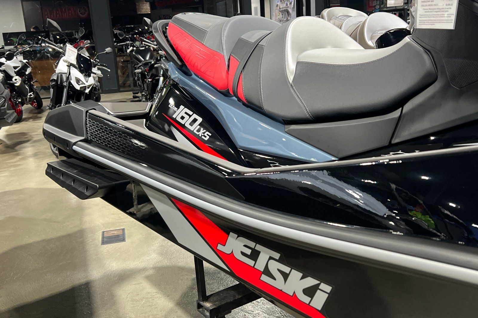 2026 Kawasaki Jet Ski® Ultra® 160LX-S 10