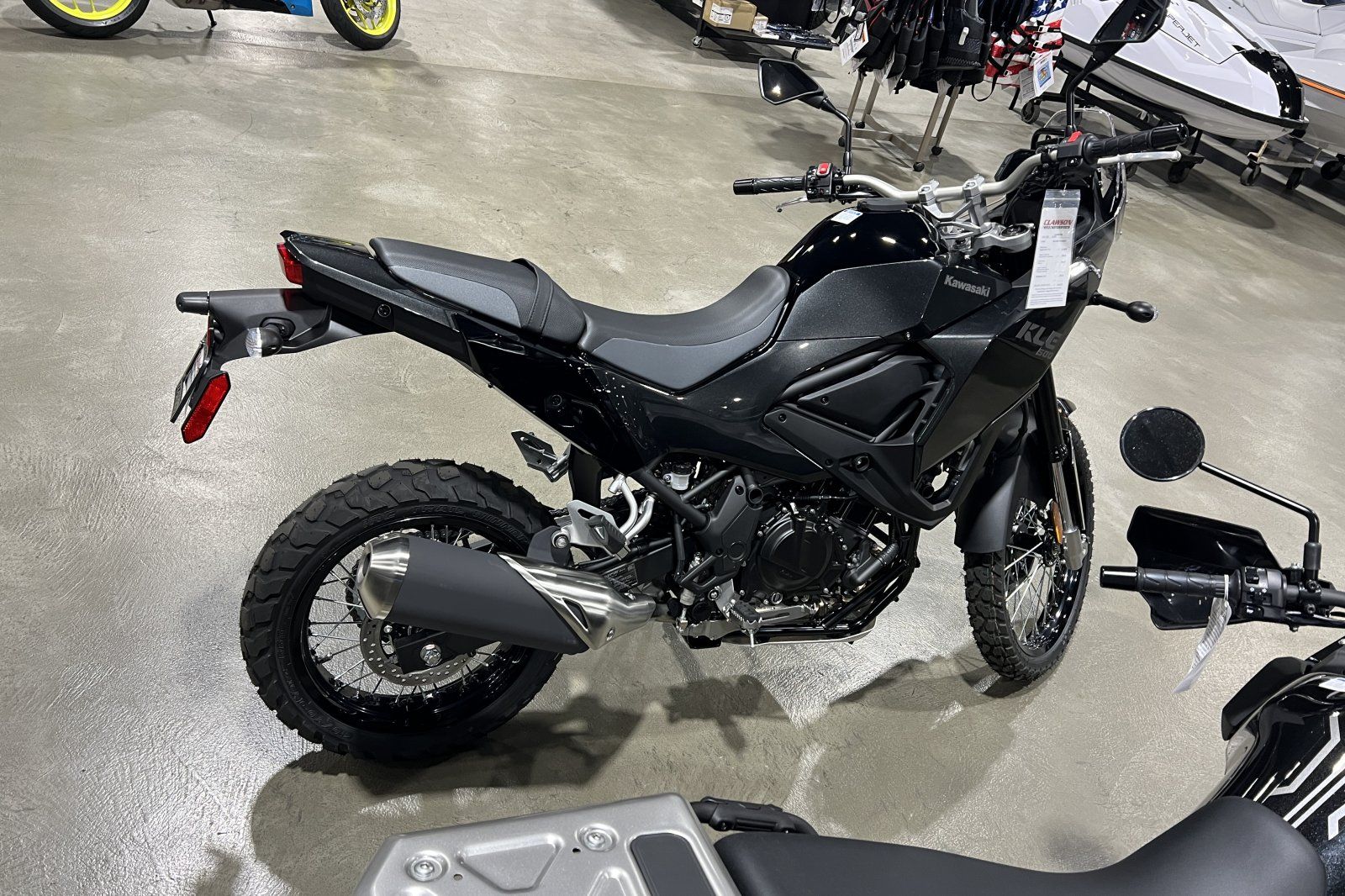 2026 Kawasaki KLE®500 ABS 2