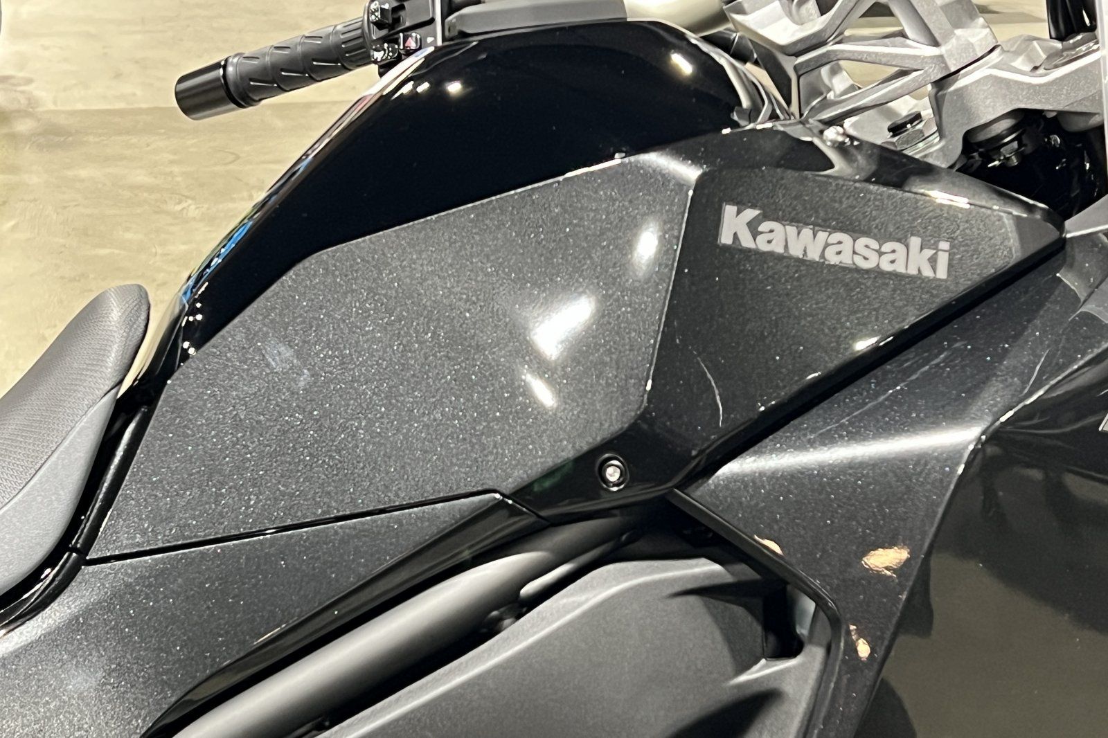 2026 Kawasaki KLE®500 ABS 7