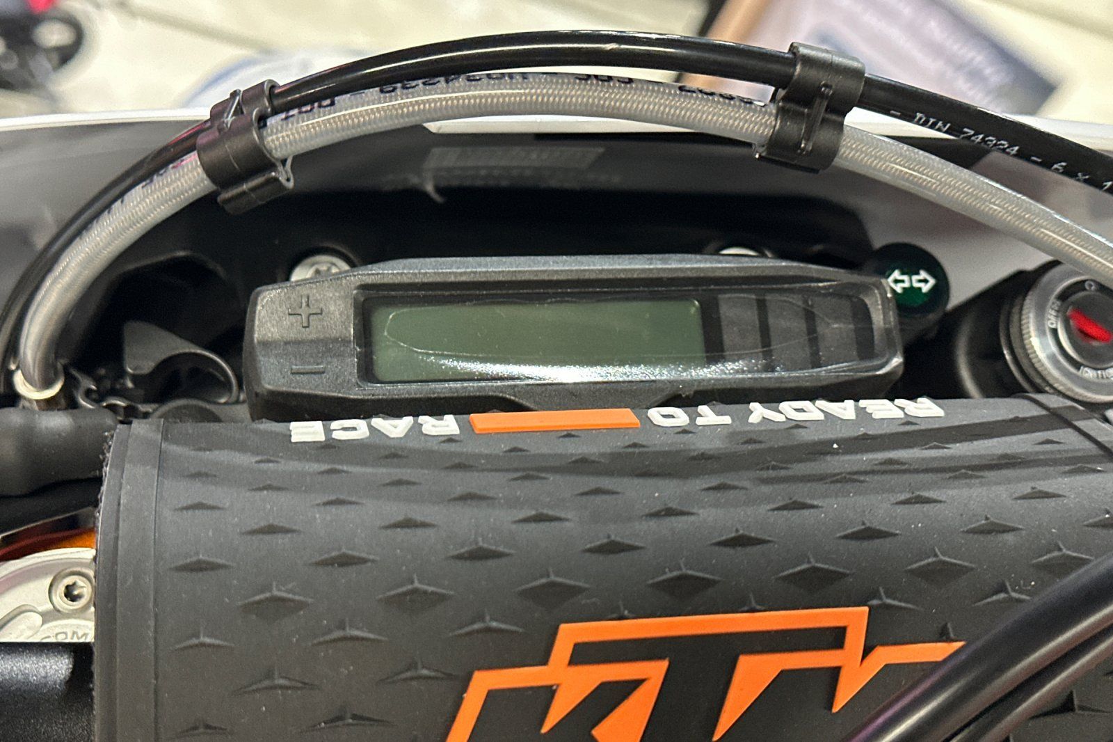 2026 KTM 500 EXC-F 6Days 11