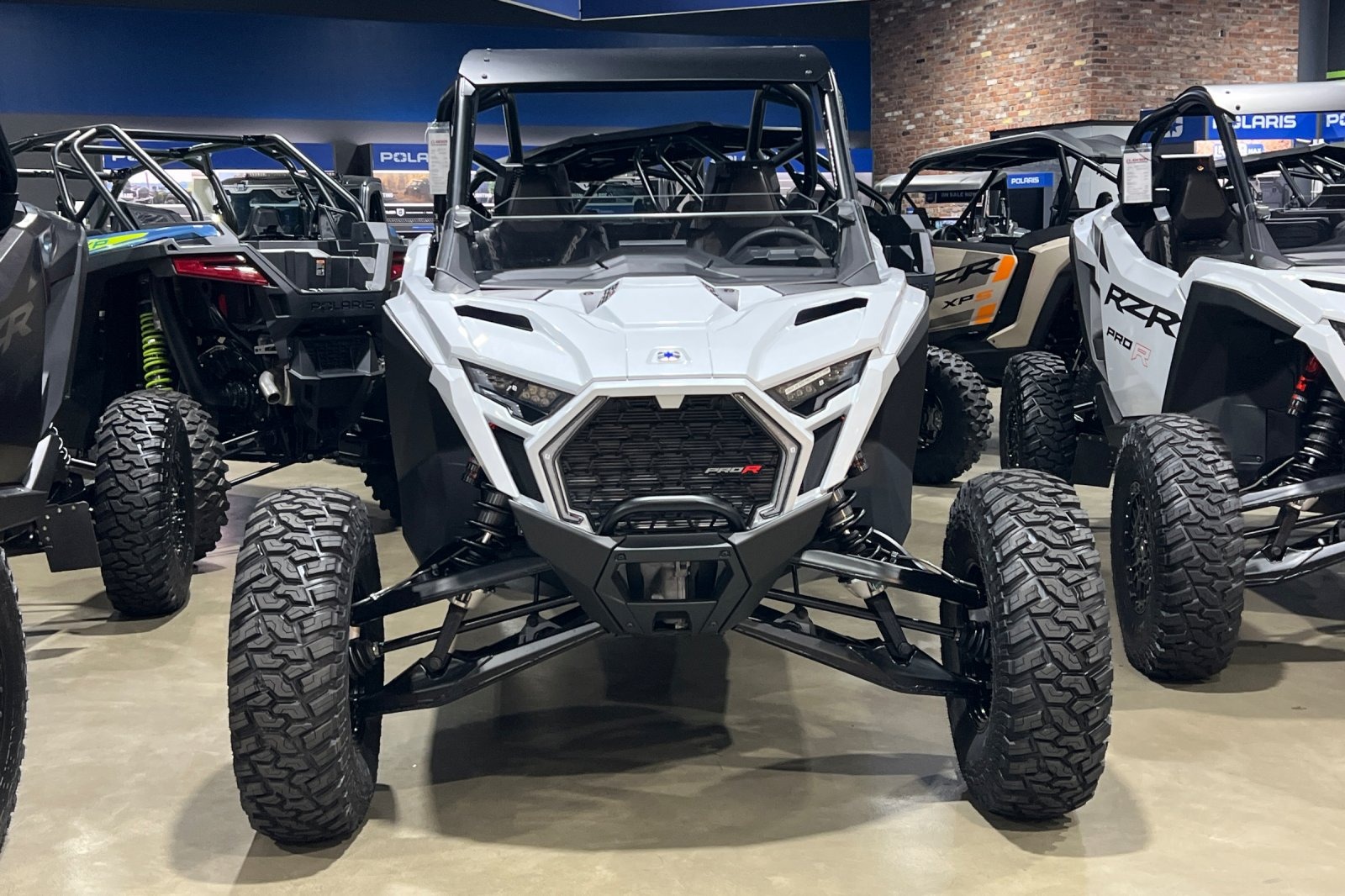 2026 Polaris RZR Pro R 4 Ultimate 4