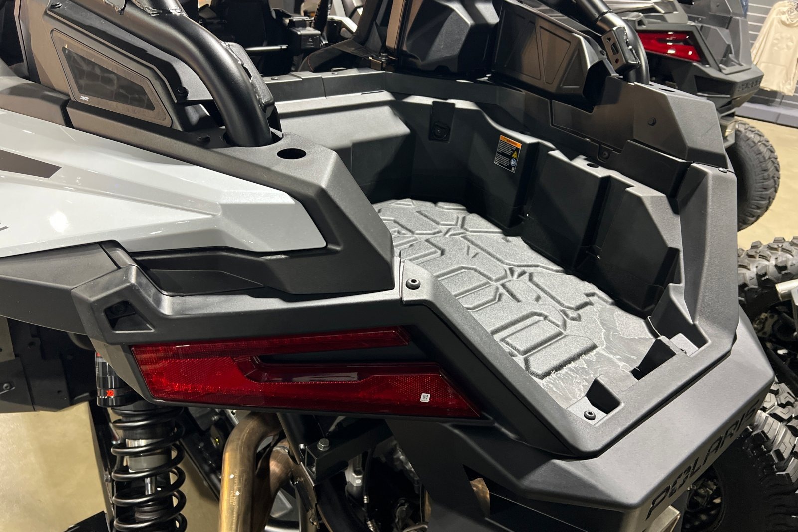 2026 Polaris RZR Pro R 4 Ultimate 11