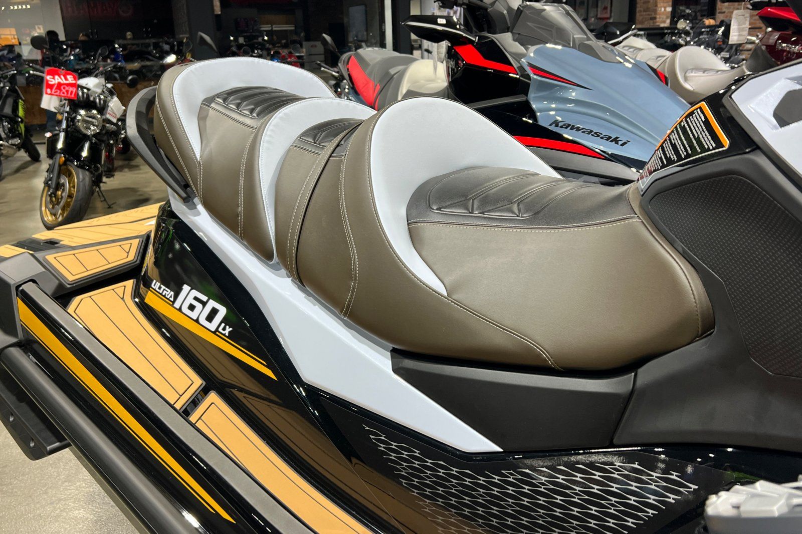 2026 Kawasaki Jet Ski® Ultra® 160LX 10